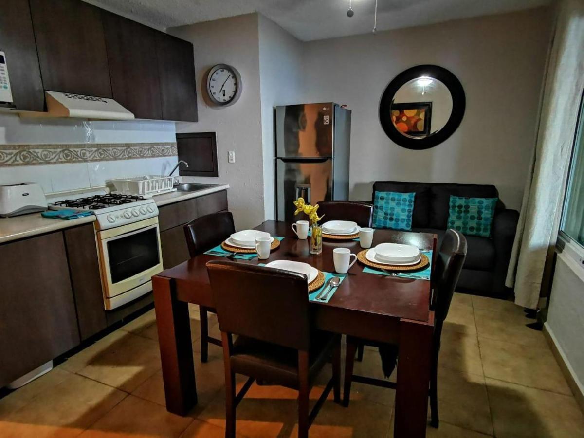 Brisas Beachfront Studios In Hotel Zone Cancún Eksteriør billede
