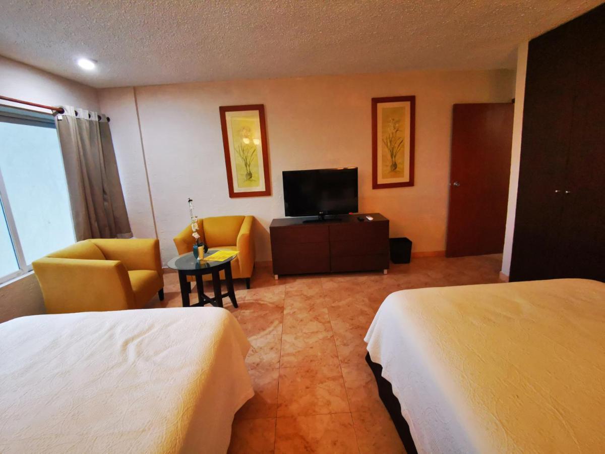 Brisas Beachfront Studios In Hotel Zone Cancún Eksteriør billede