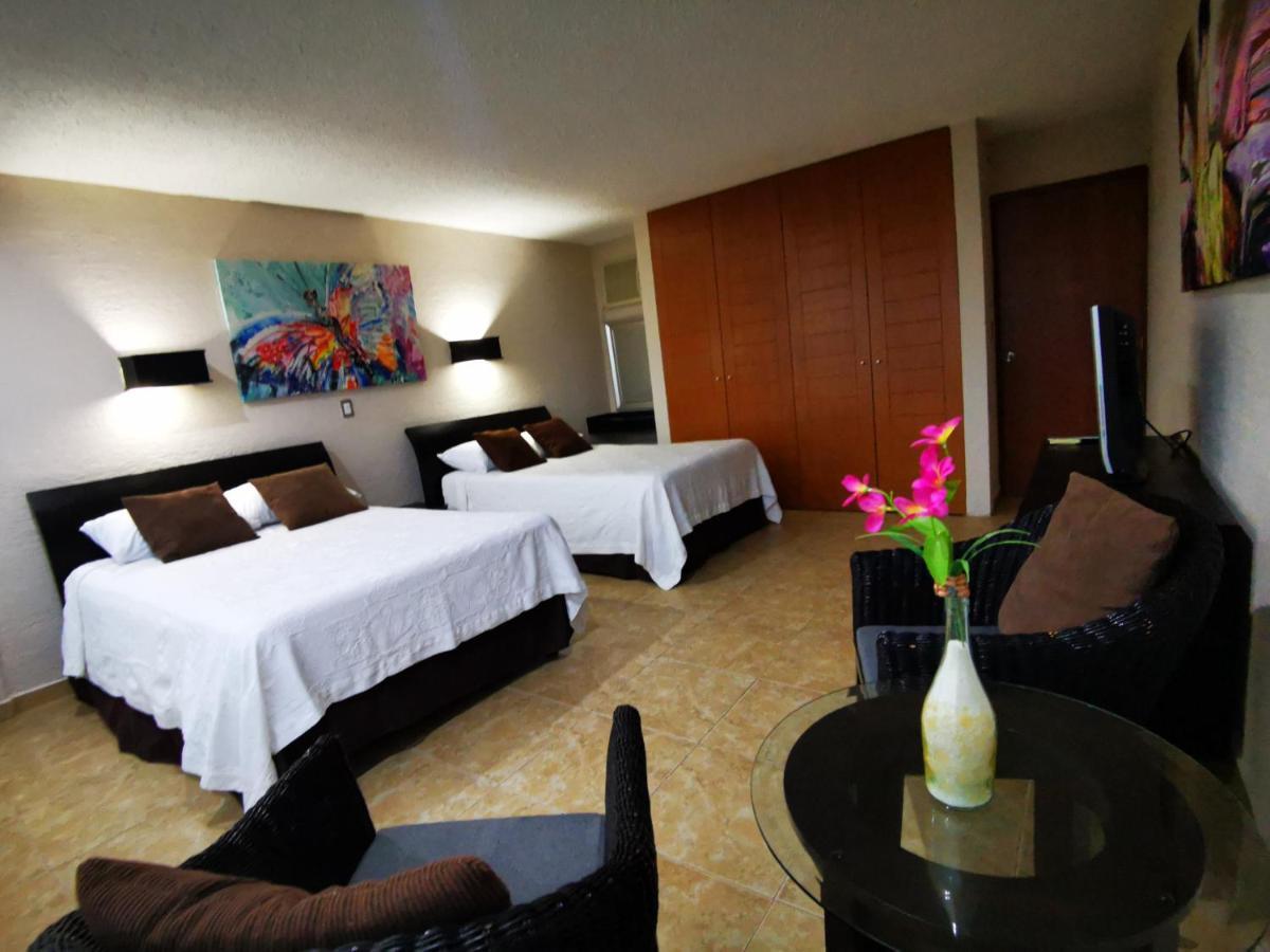 Brisas Beachfront Studios In Hotel Zone Cancún Eksteriør billede